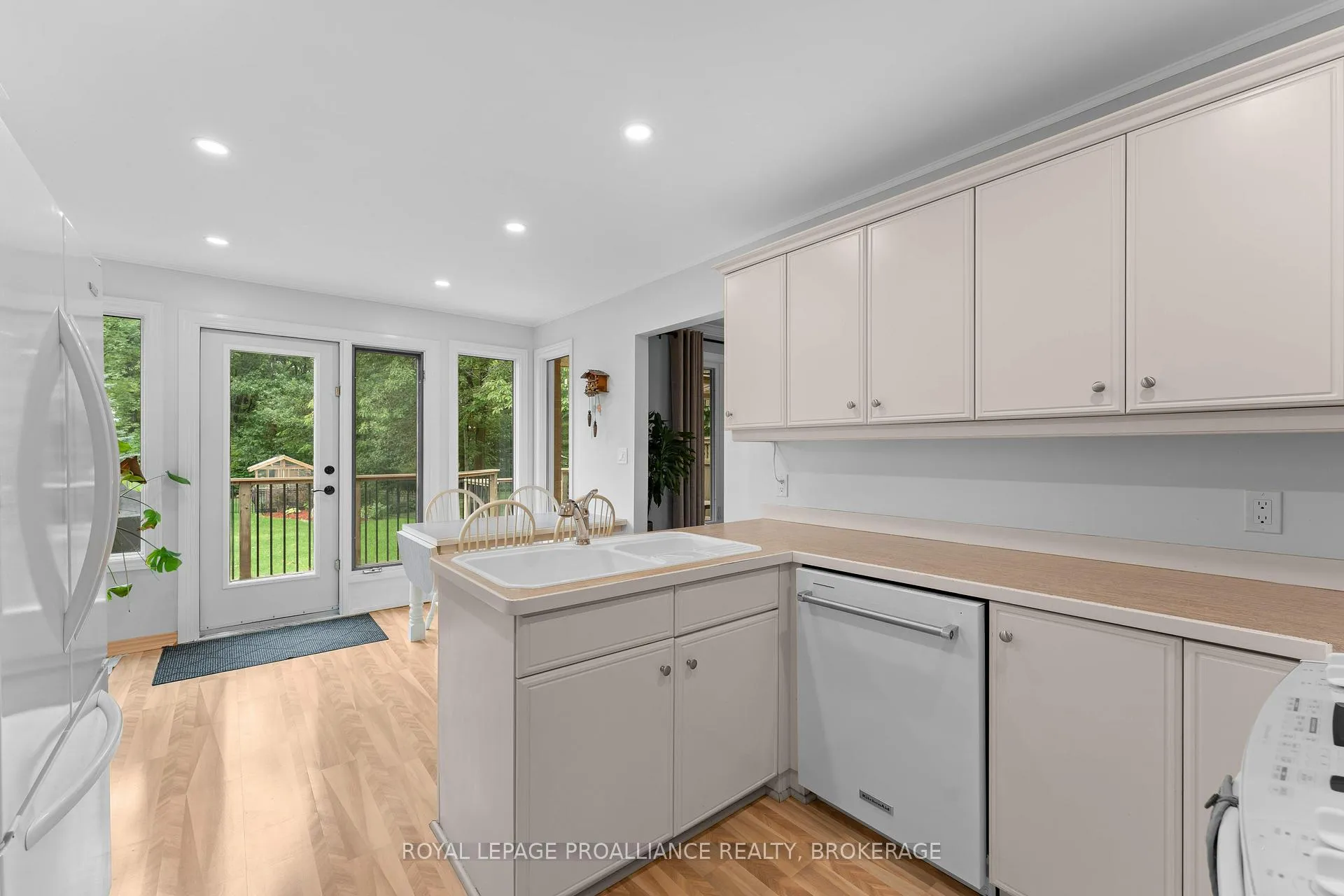 Photo 16 of 6 Faircrest Boulevard, Kingston, Kingston East (incl CFB Kingston) — HOMEH