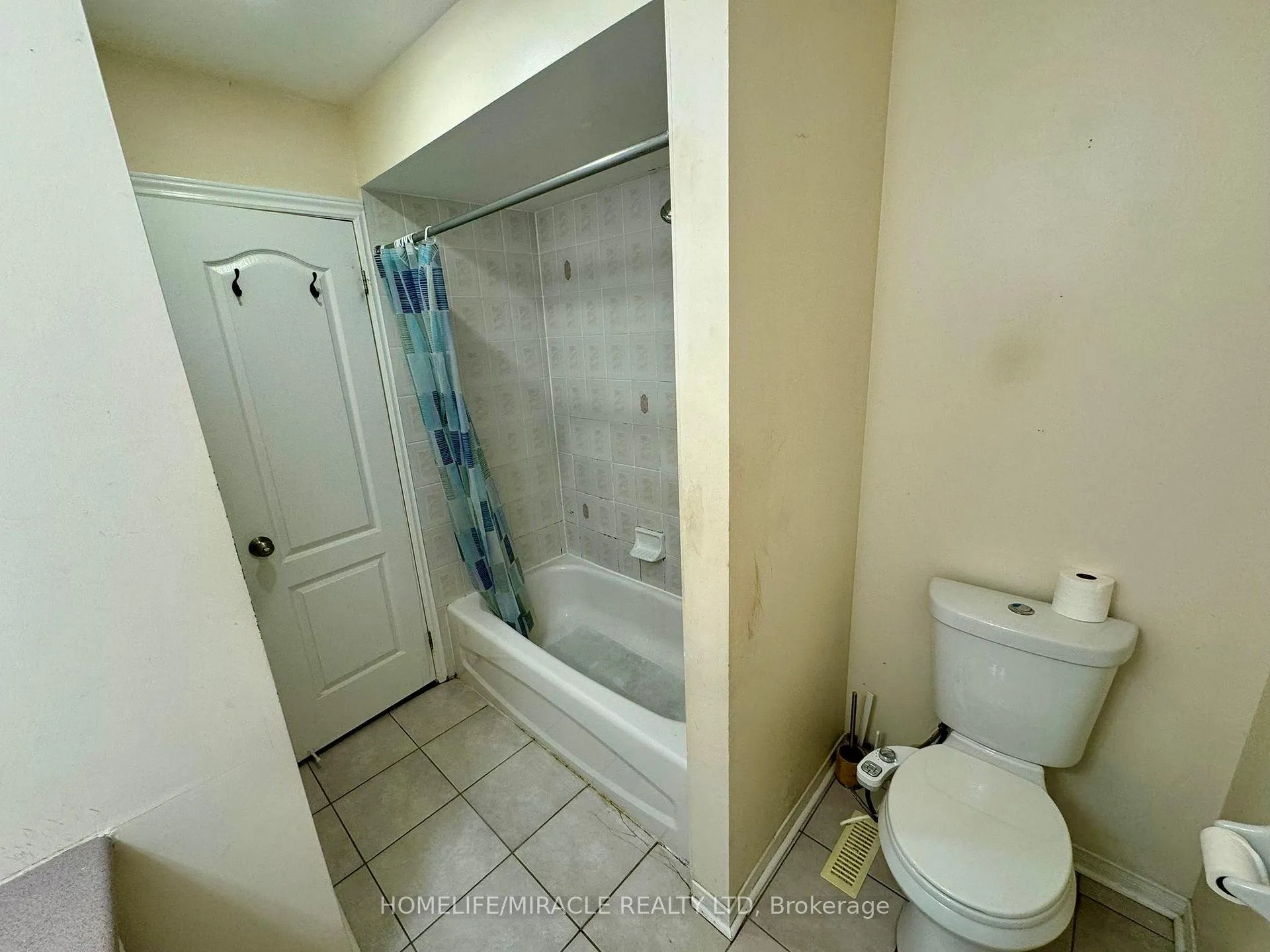 Photo 25 of 29 Ancestor Drive, Brampton, Fletcher's Meadow — HOMEH