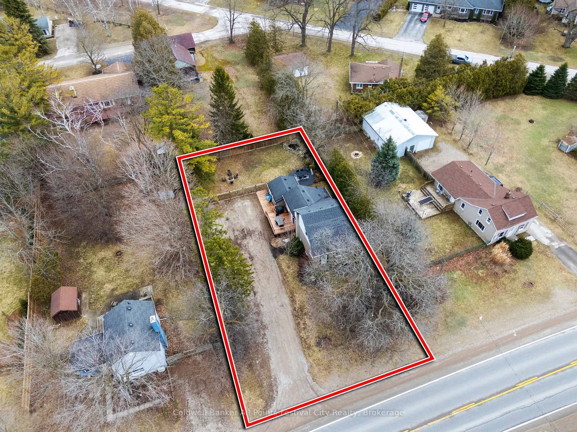 Photo 2 of 38 Main Street S, Bluewater, Bayfield — HOMEH