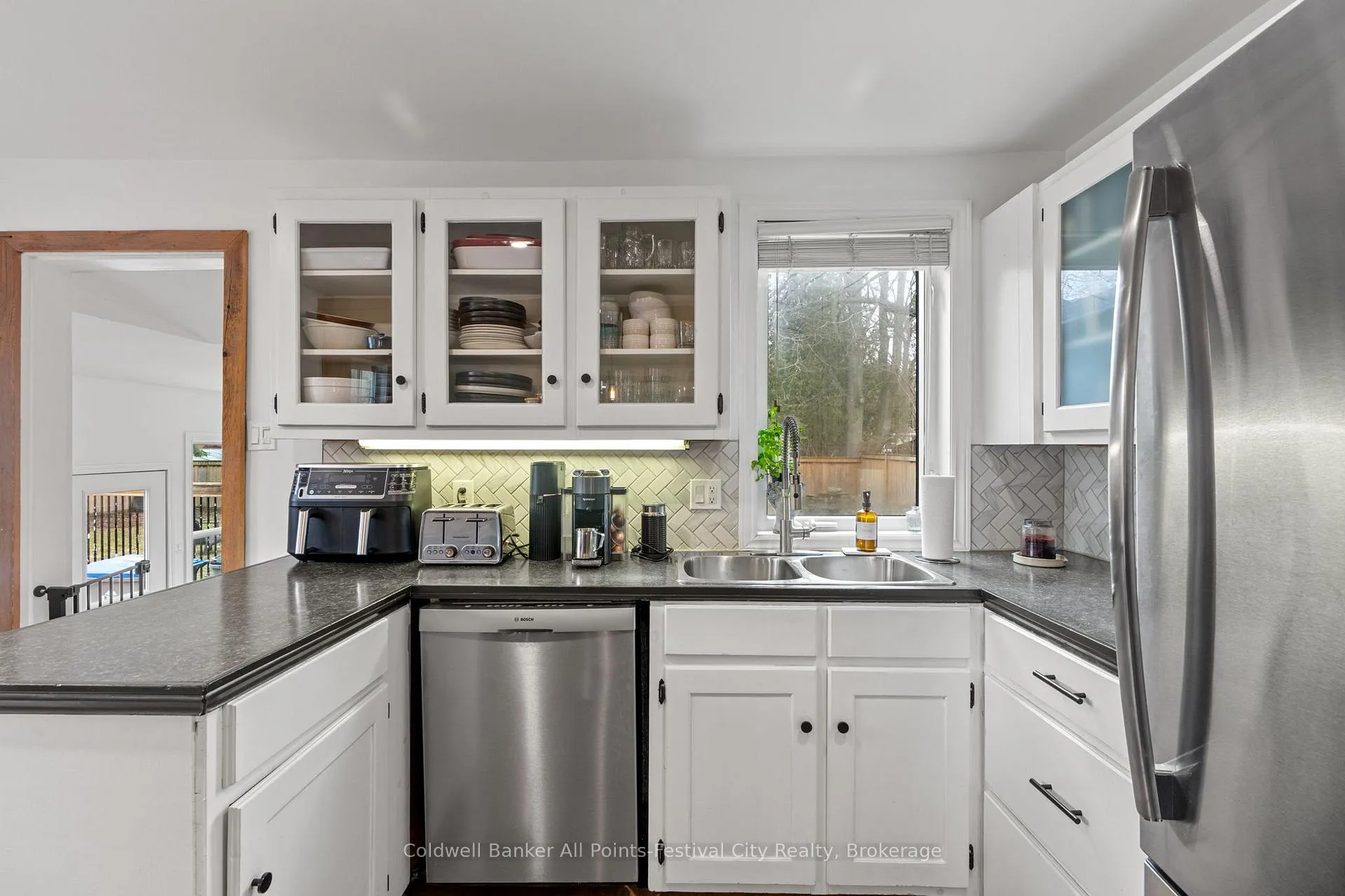 Photo 19 of 38 Main Street S, Bluewater, Bayfield — HOMEH