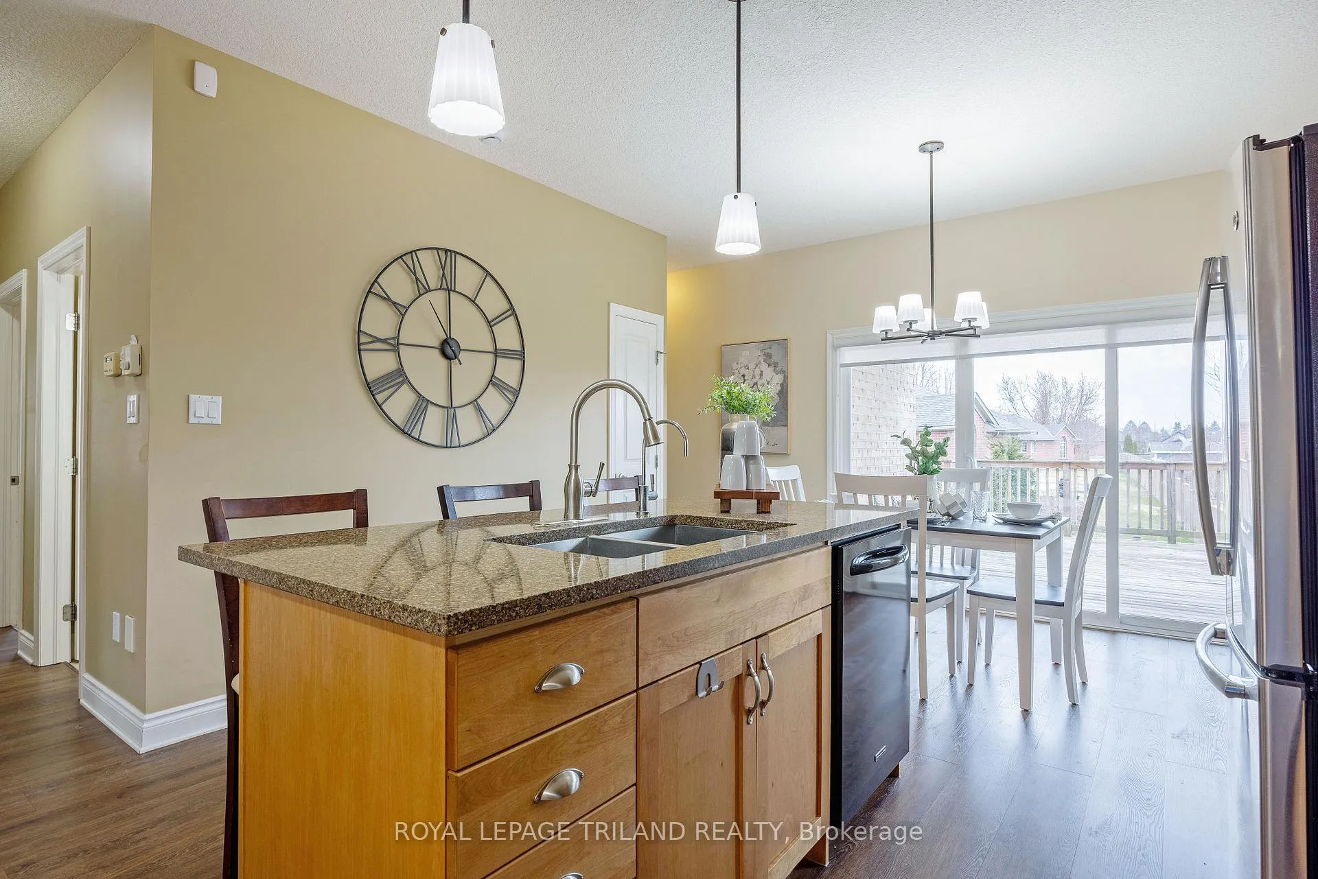 Photo 12 of 39 Augusta Crescent, St. Thomas — HOMEH