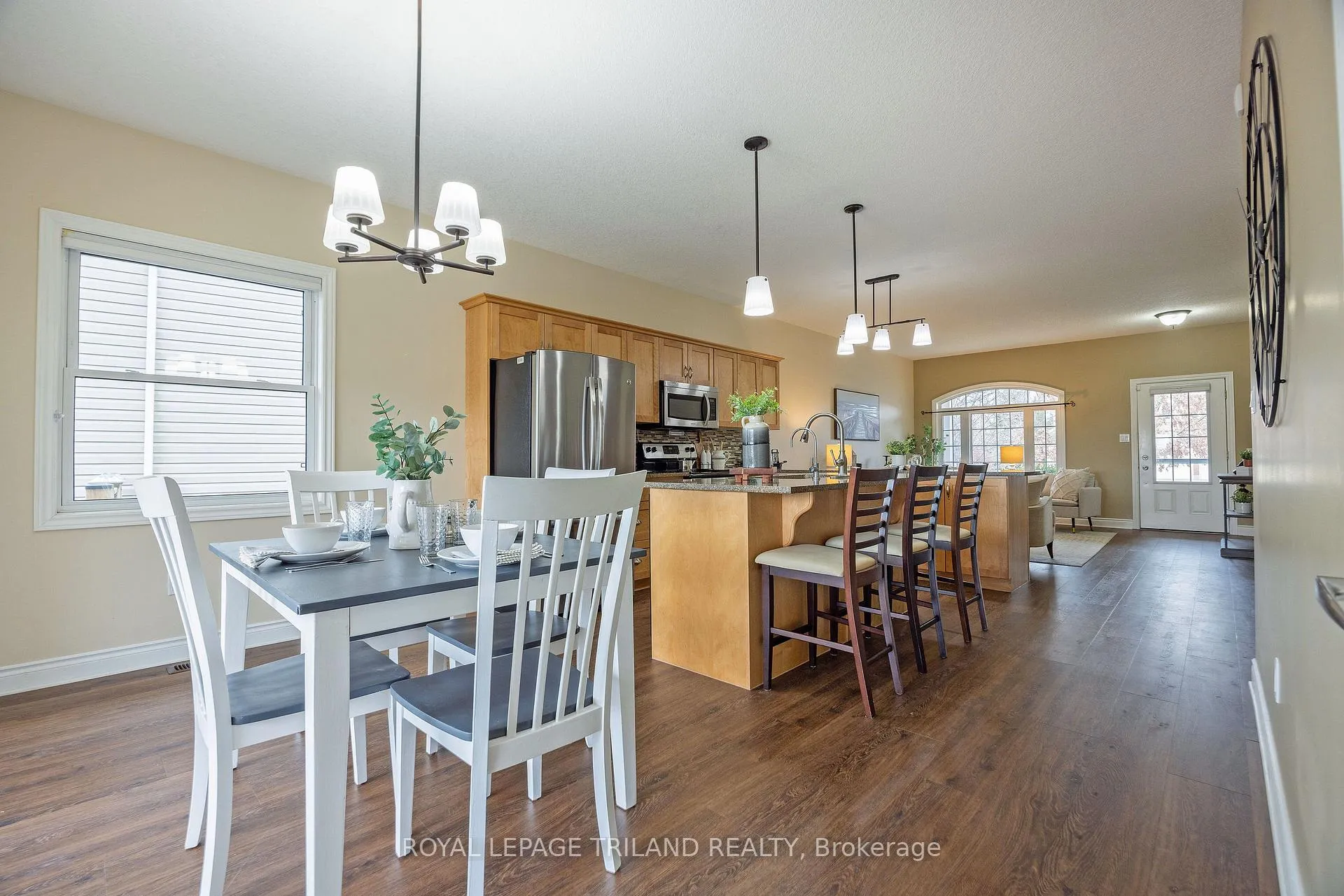 Photo 17 of 39 Augusta Crescent, St. Thomas — HOMEH