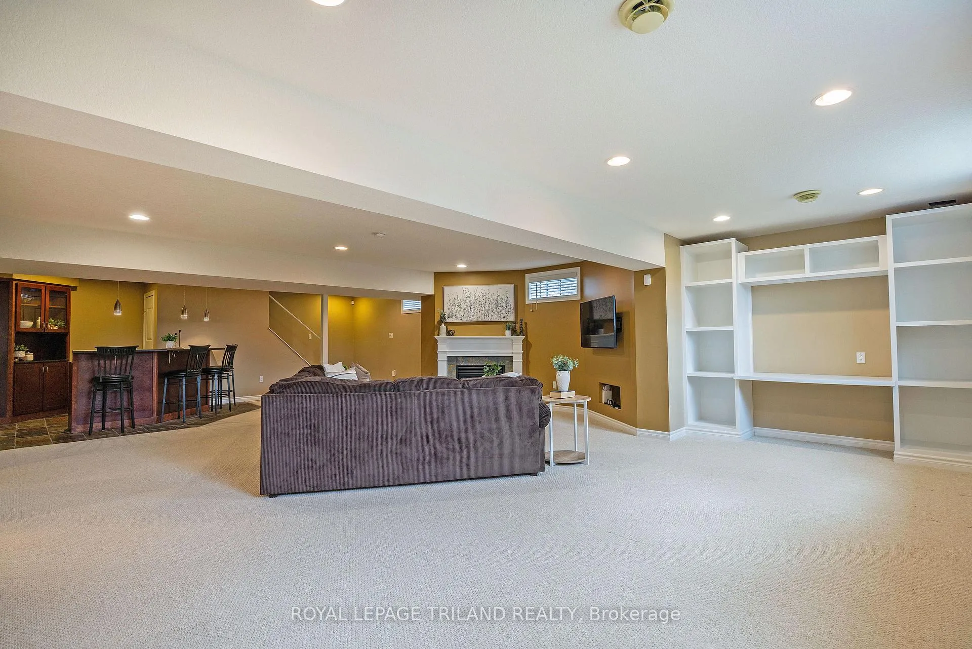 Photo 36 of 39 Augusta Crescent, St. Thomas — HOMEH