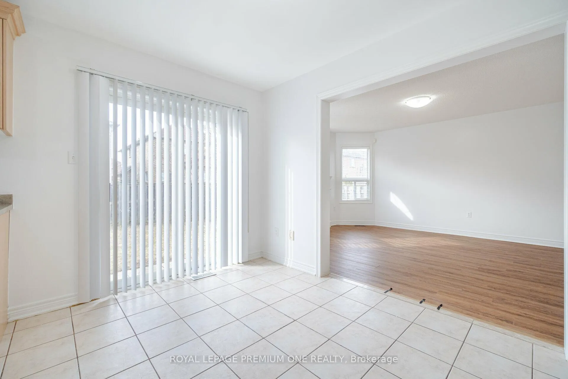 Photo 20 of 48 Devonwood Drive, Markham, Berczy — HOMEH