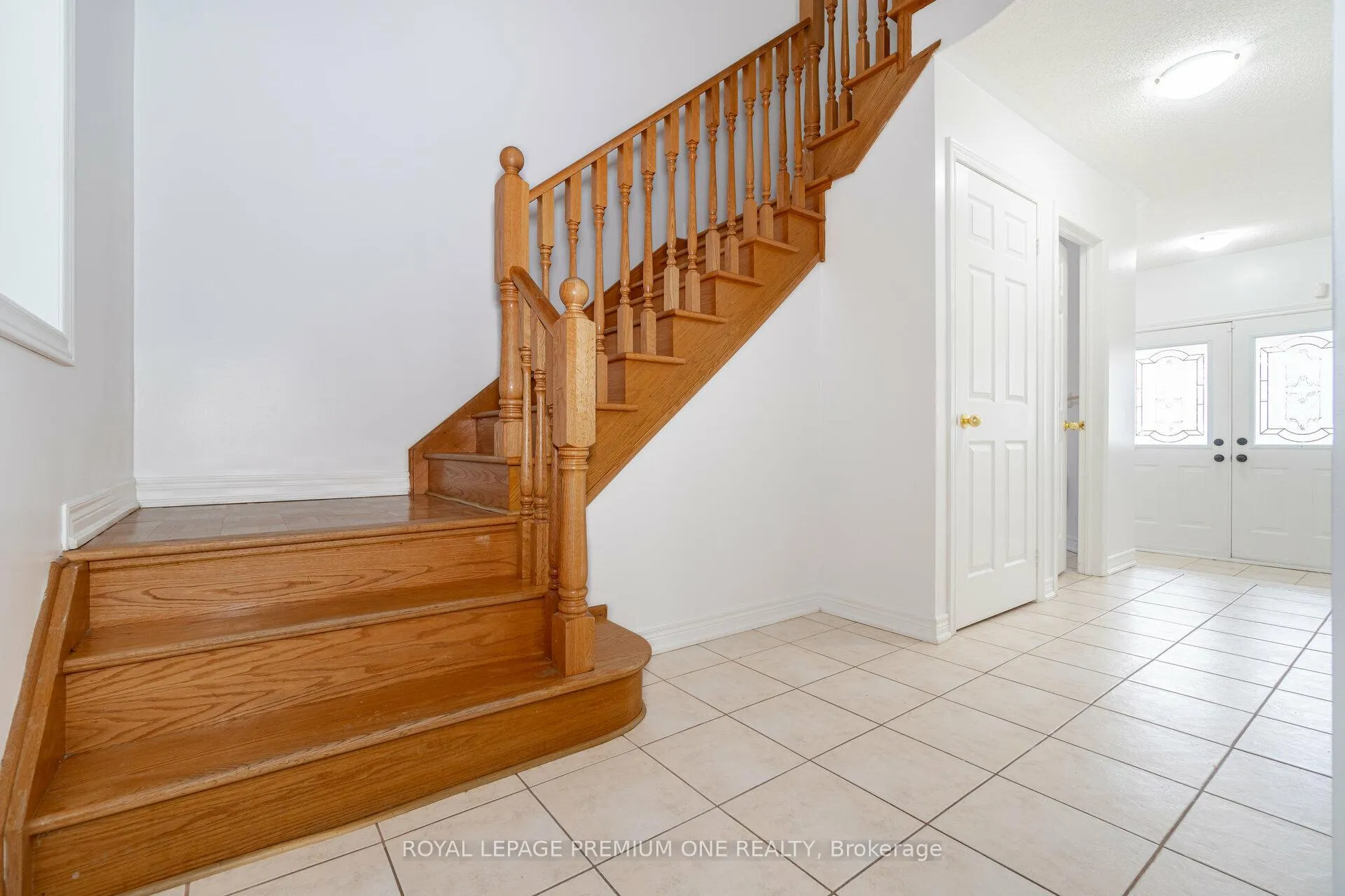 Photo 23 of 48 Devonwood Drive, Markham, Berczy — HOMEH