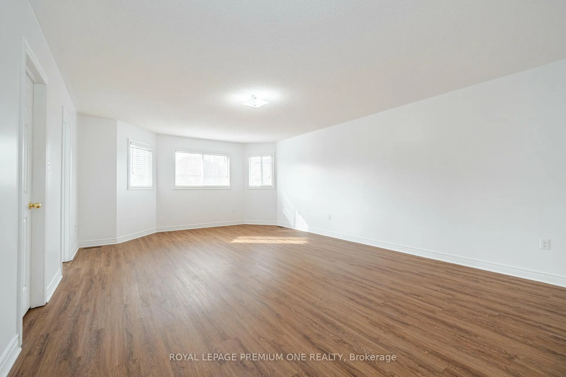 Photo 25 of 48 Devonwood Drive, Markham, Berczy — HOMEH