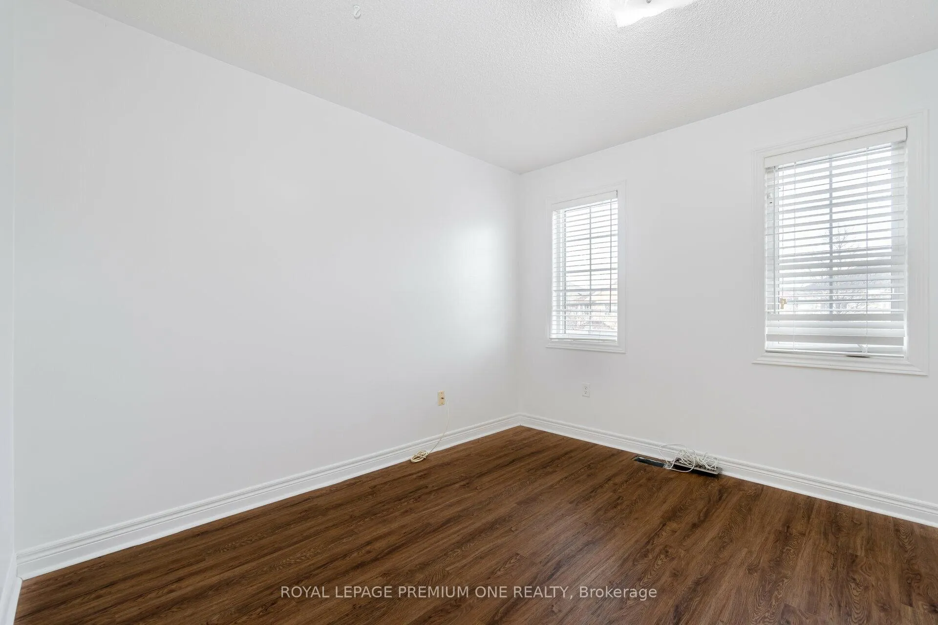 Photo 37 of 48 Devonwood Drive, Markham, Berczy — HOMEH
