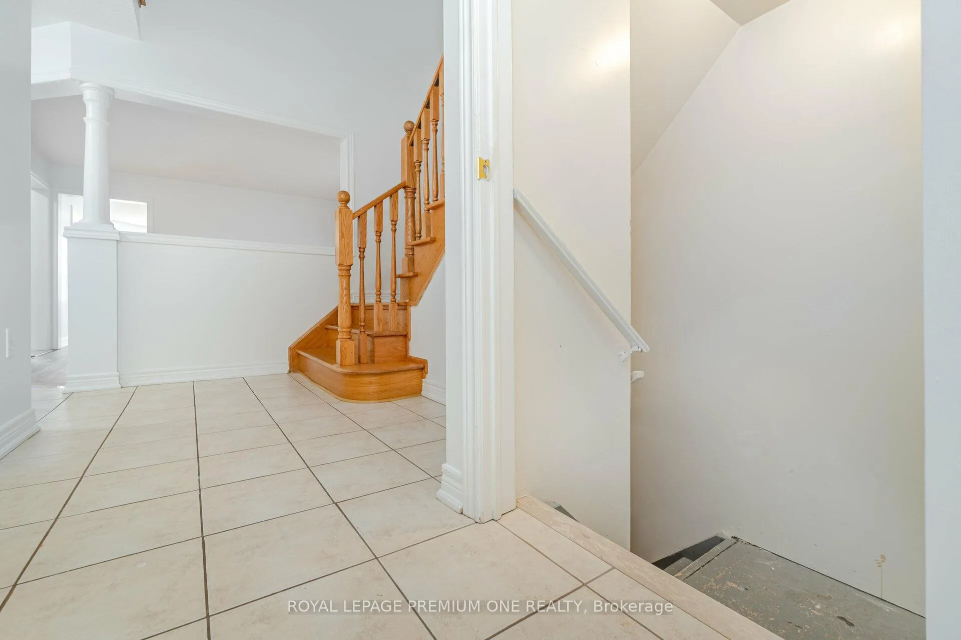 Photo 41 of 48 Devonwood Drive, Markham, Berczy — HOMEH