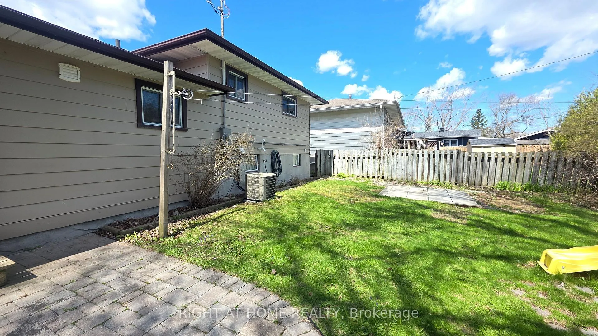 Photo 17 of 438 Forest Avenue S, Orillia — HOMEH