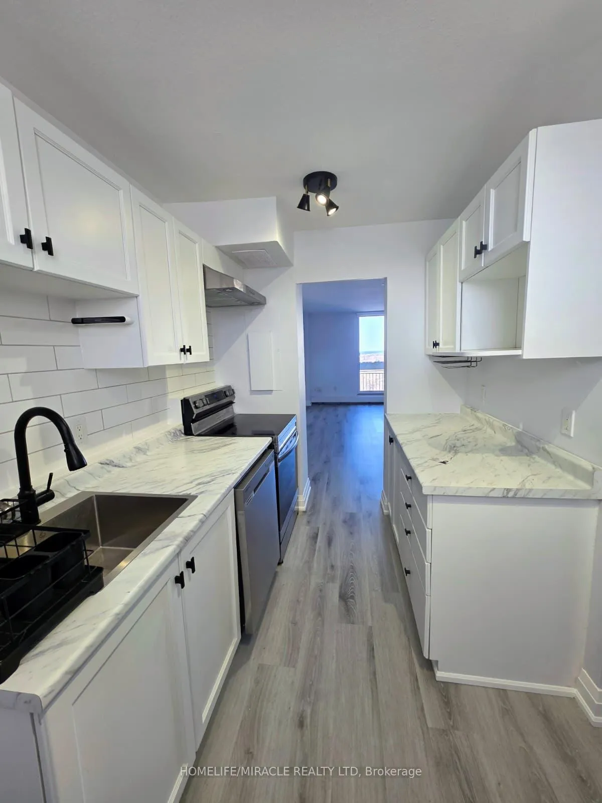Photo 4 of Unit 724, 350 Quigley Road, Hamilton, Vincent — HOMEH