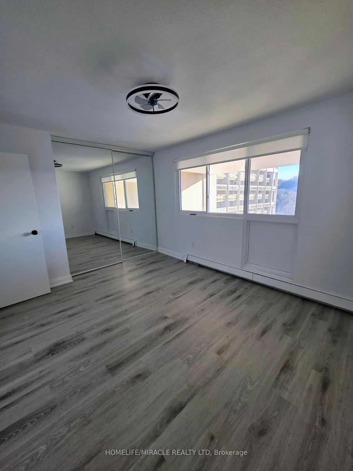 Photo 6 of Unit 724, 350 Quigley Road, Hamilton, Vincent — HOMEH
