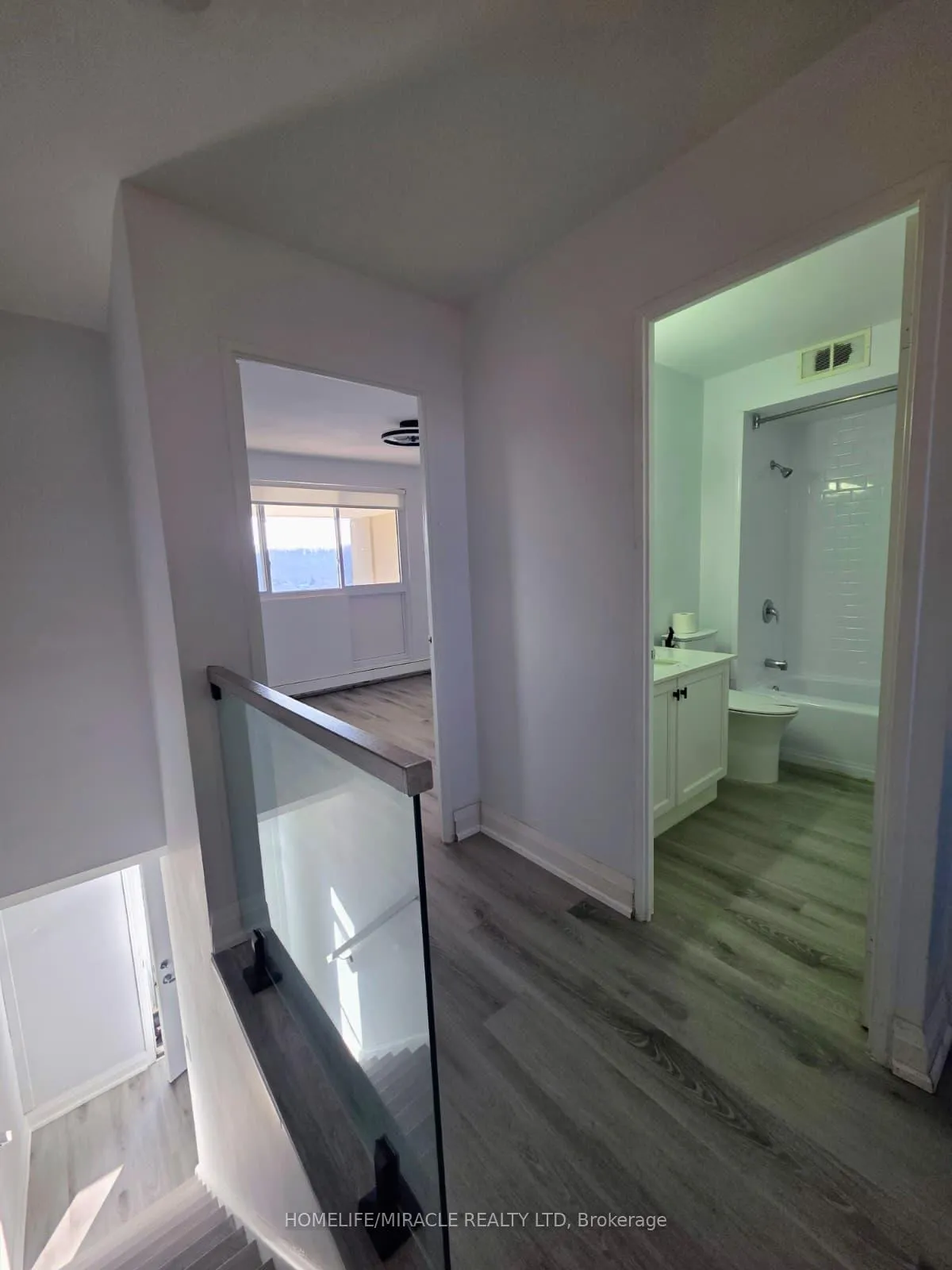 Photo 13 of Unit 724, 350 Quigley Road, Hamilton, Vincent — HOMEH