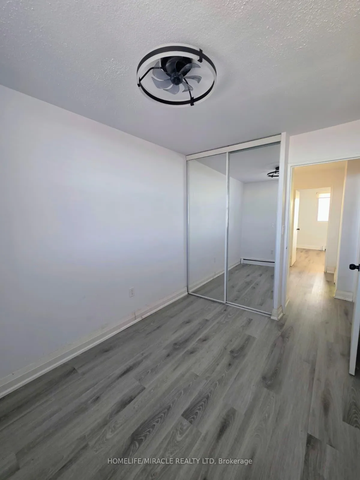 Photo 19 of Unit 724, 350 Quigley Road, Hamilton, Vincent — HOMEH