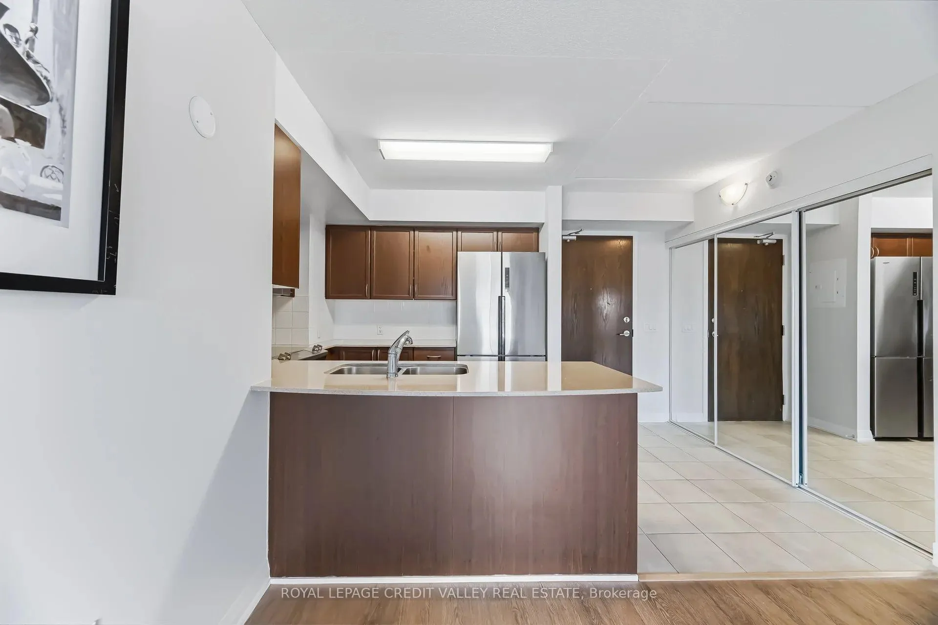 Photo 8 of 30 Via Rosedale, Brampton, Sandringham-Wellington — HOMEH
