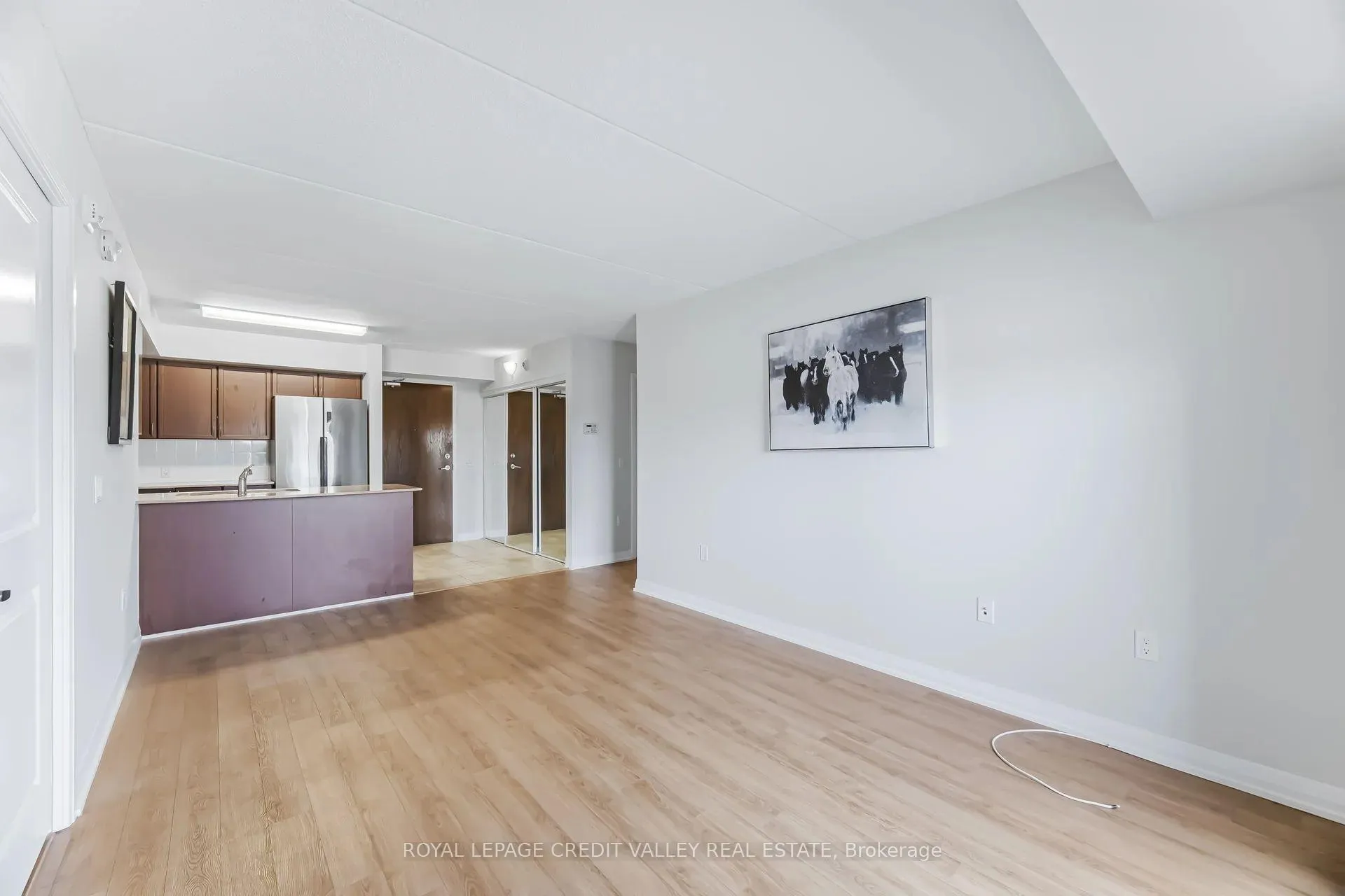 Photo 11 of 30 Via Rosedale, Brampton, Sandringham-Wellington — HOMEH