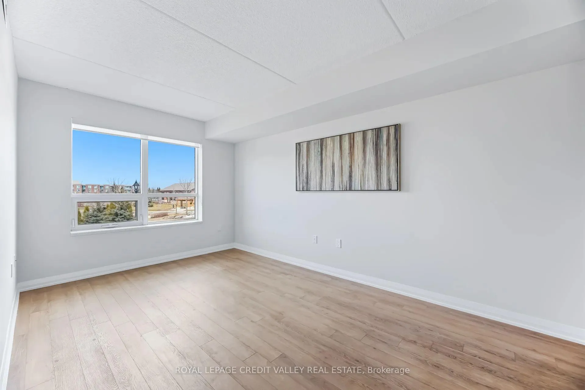 Photo 14 of 30 Via Rosedale, Brampton, Sandringham-Wellington — HOMEH