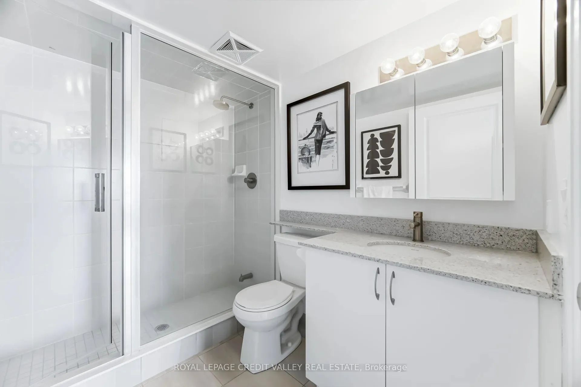 Photo 17 of 30 Via Rosedale, Brampton, Sandringham-Wellington — HOMEH