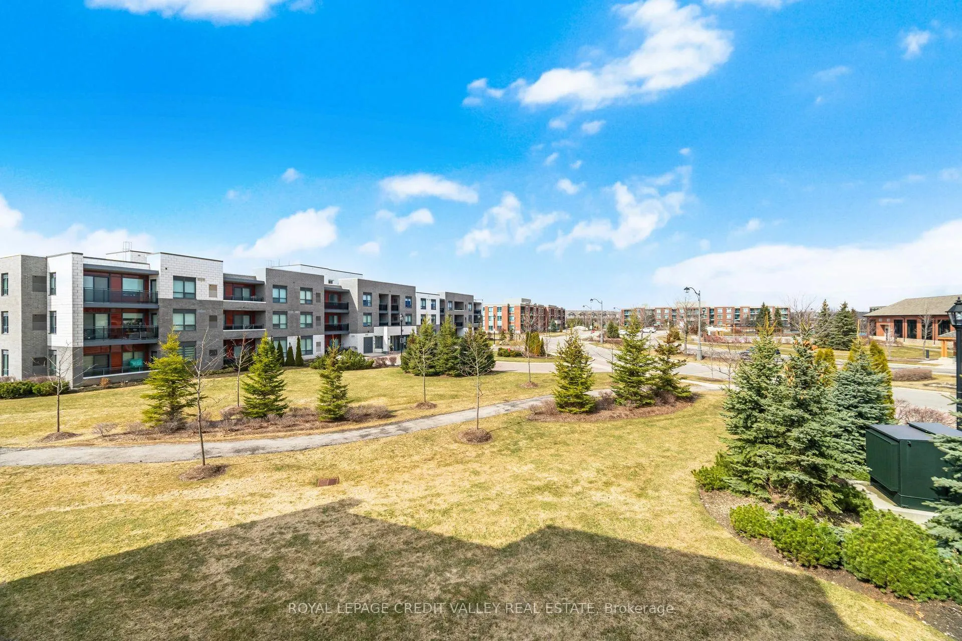 Photo 25 of 30 Via Rosedale, Brampton, Sandringham-Wellington — HOMEH