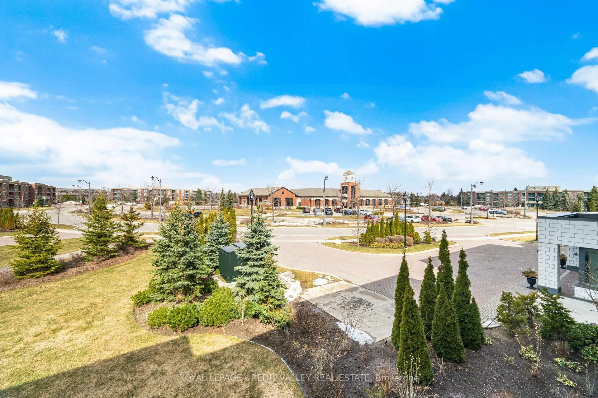 Photo 26 of 30 Via Rosedale, Brampton, Sandringham-Wellington — HOMEH