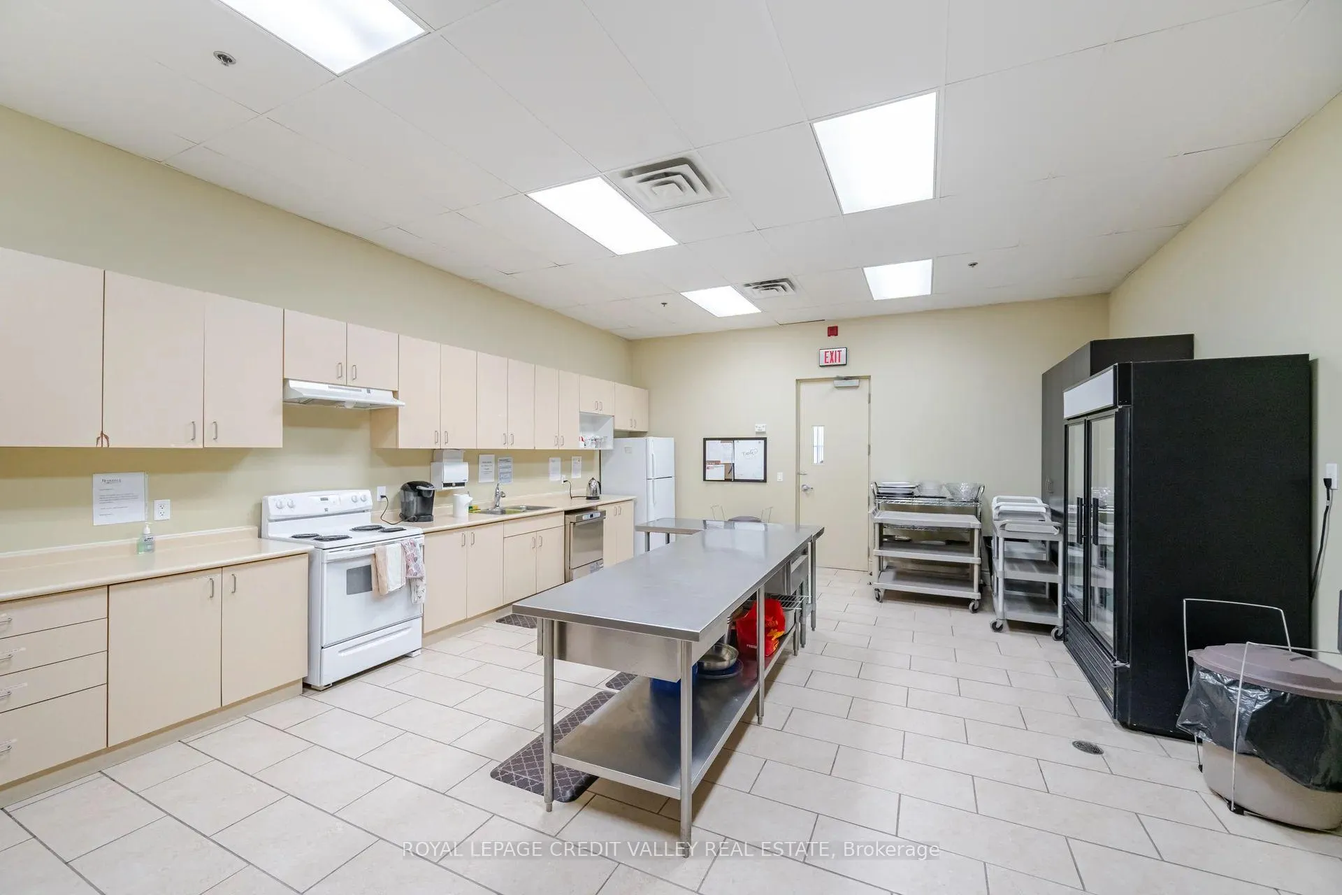 Photo 34 of 30 Via Rosedale, Brampton, Sandringham-Wellington — HOMEH