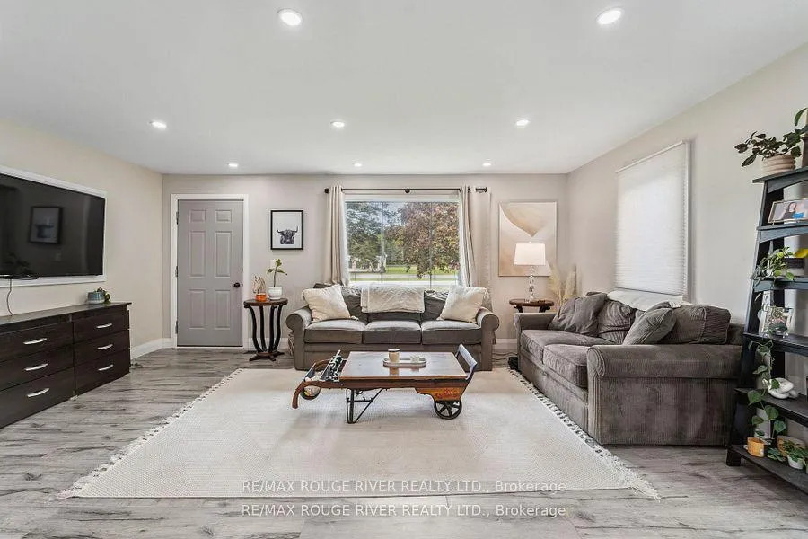 Photo 7 of 2041 Nash Road, Clarington, Rural Clarington — HOMEH
