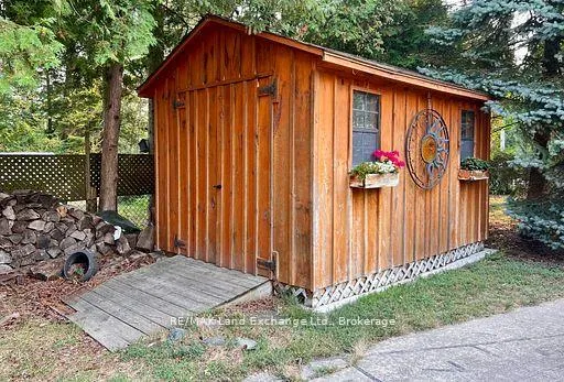 Photo 4 of 213 Huron Road, Huron-Kinloss — HOMEH