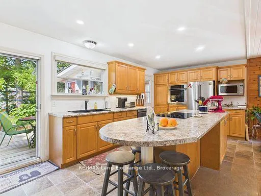Photo 10 of 213 Huron Road, Huron-Kinloss — HOMEH