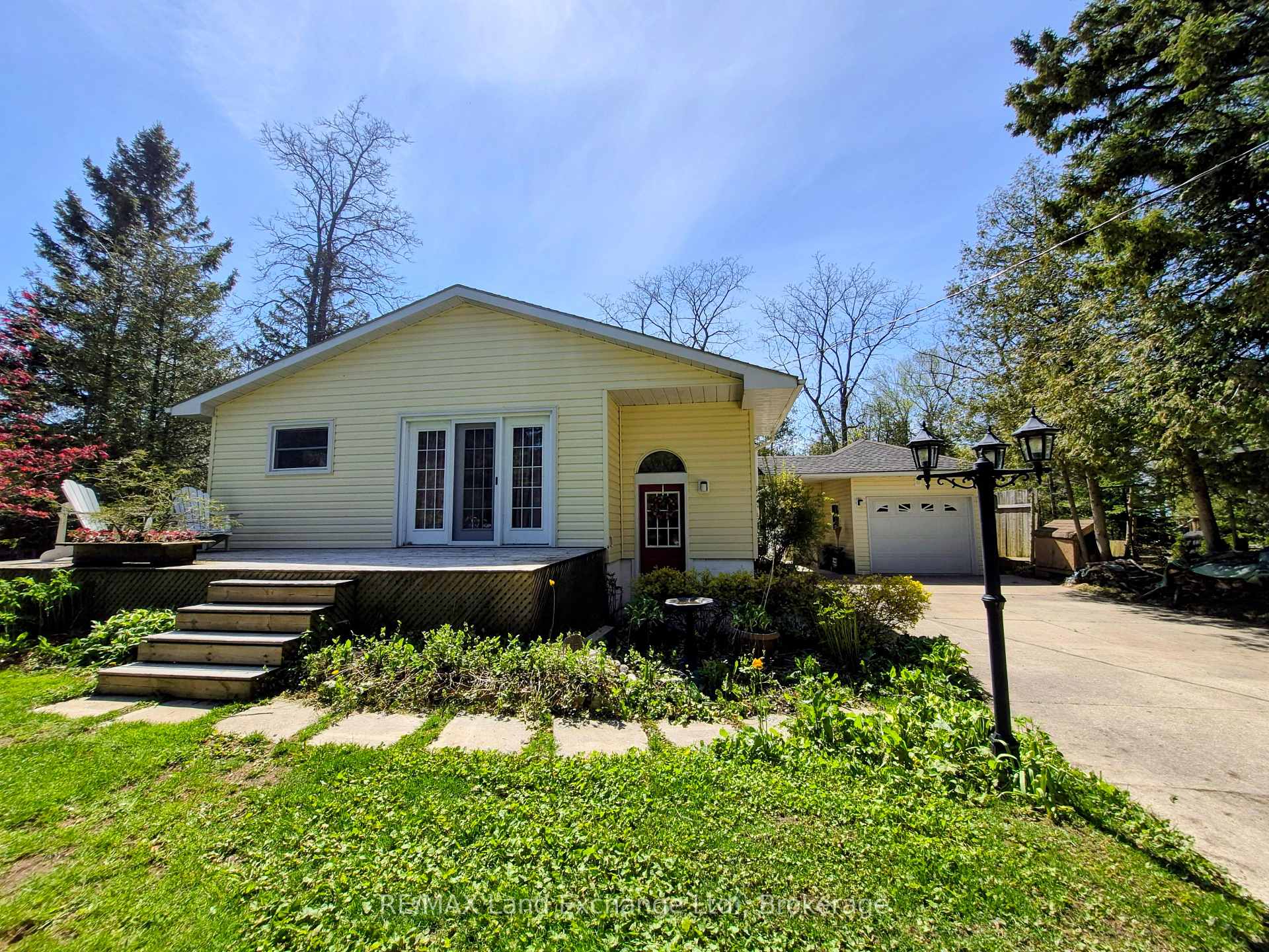 Photo 40 of 213 Huron Road, Huron-Kinloss — HOMEH