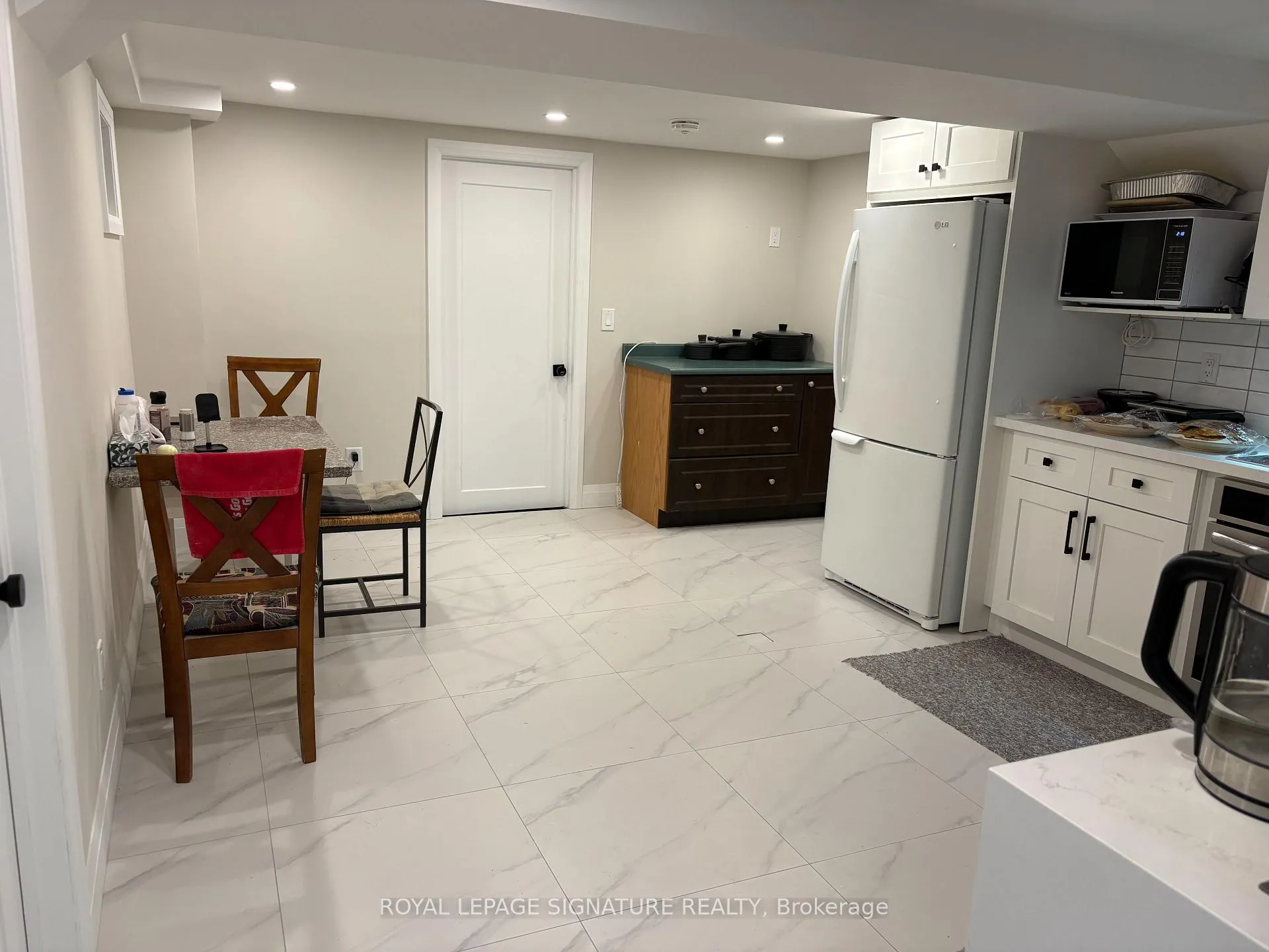 Photo 3 of Unit Shared Basement, 9 Breadner Drive, Etobicoke, Willowridge-Martingrove-Richview — HOMEH