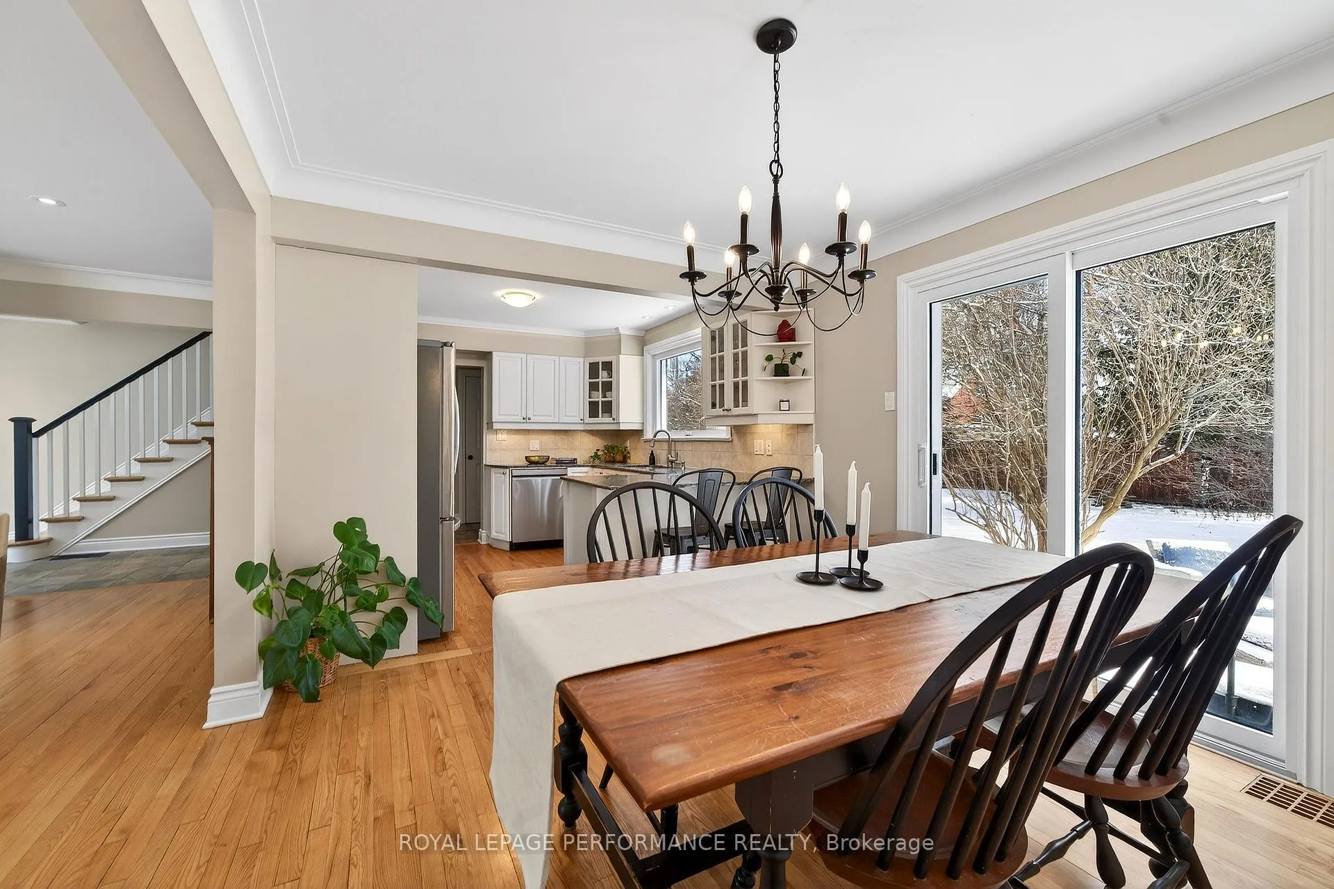 Photo 12 of 573 Mansfield Avenue, Ottawa, McKellar/Highland — HOMEH