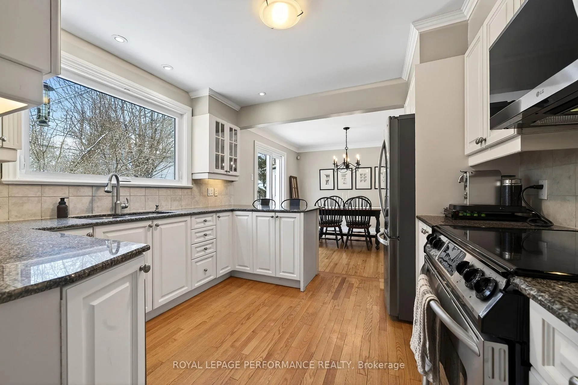 Photo 14 of 573 Mansfield Avenue, Ottawa, McKellar/Highland — HOMEH