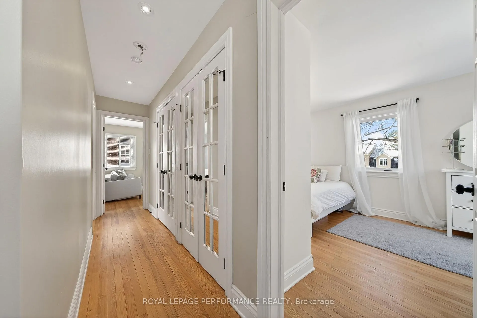 Photo 21 of 573 Mansfield Avenue, Ottawa, McKellar/Highland — HOMEH