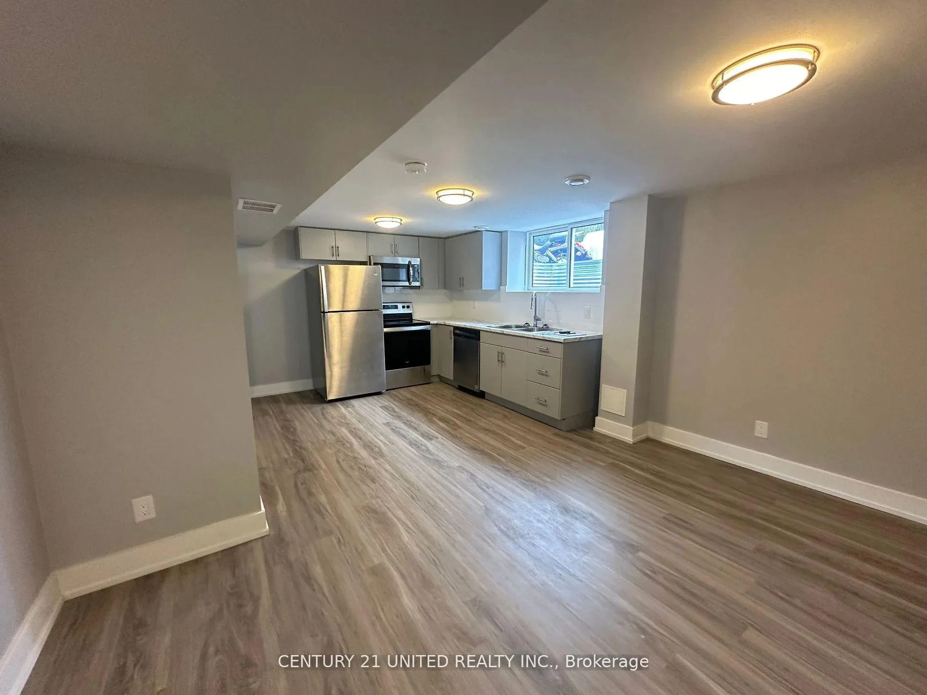 Photo 5 of Unit A, 1055 Western Avenue, Peterborough, Otonabee Ward 1 — HOMEH