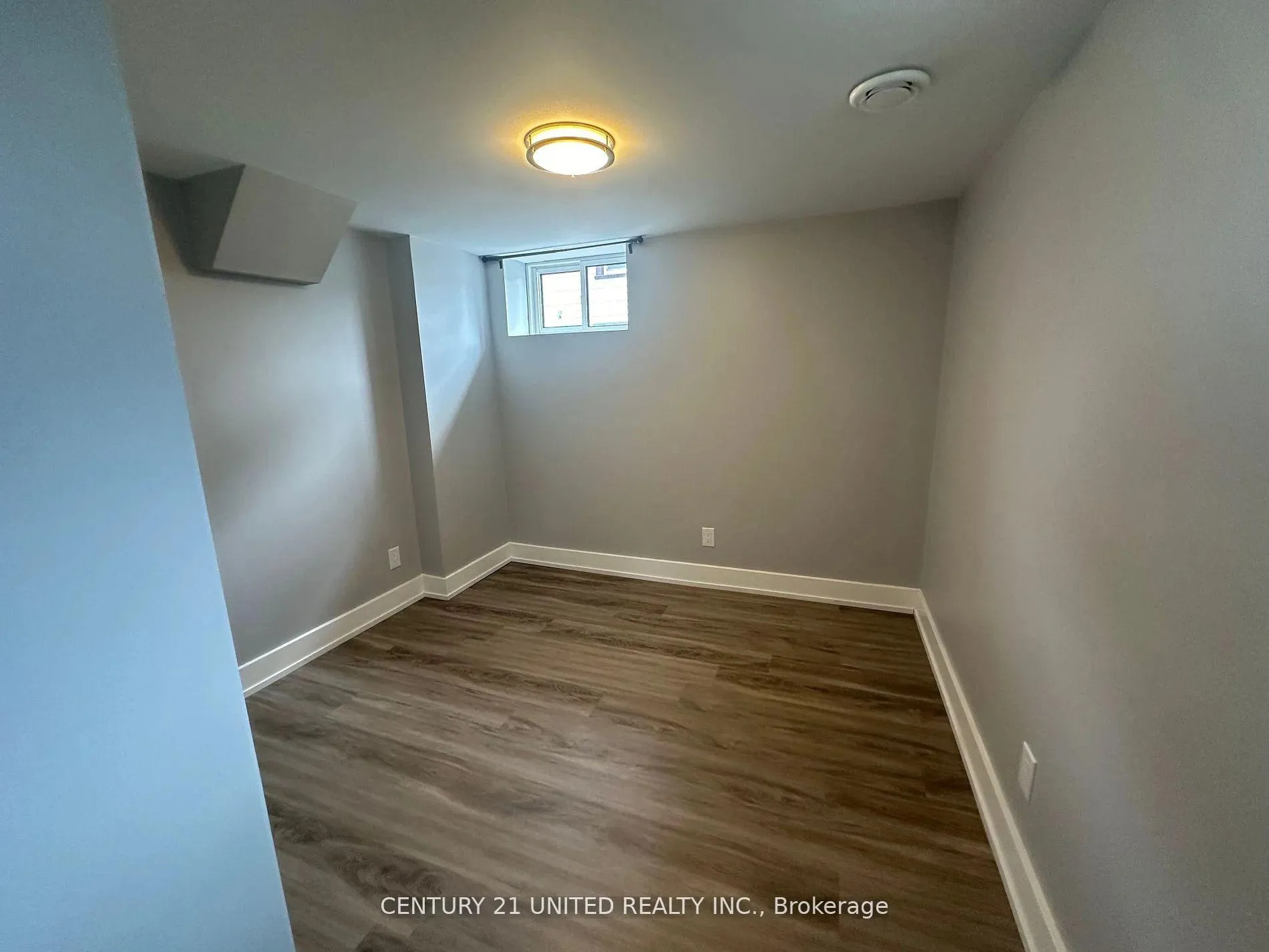 Photo 9 of Unit A, 1055 Western Avenue, Peterborough, Otonabee Ward 1 — HOMEH