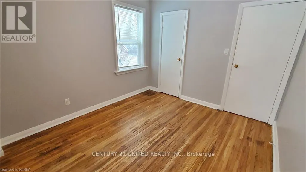 Photo 6 of Unit B, 1247 Clonsilla Avenue, Peterborough, Town Ward 3 — HOMEH