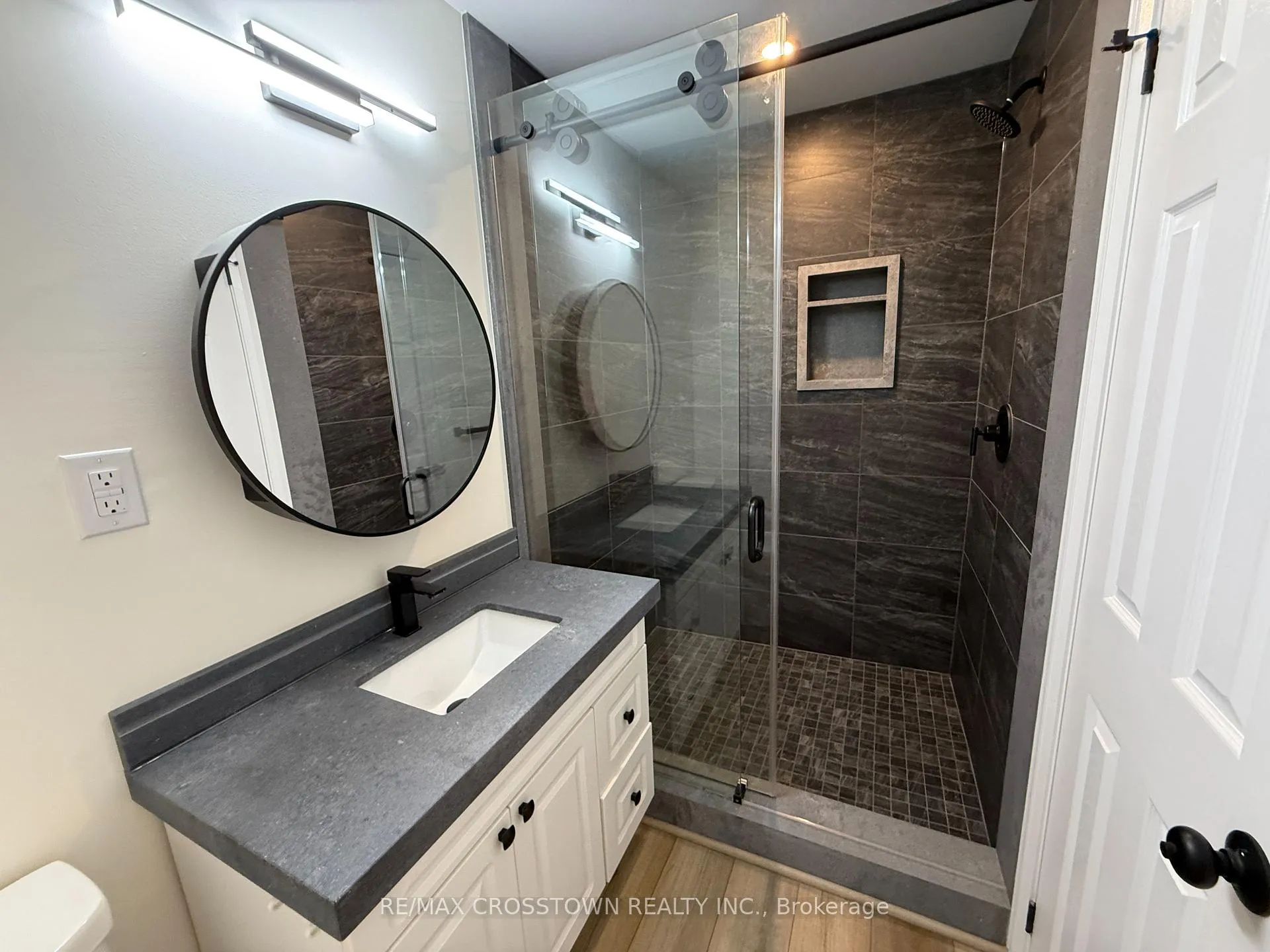 Photo 14 of Unit Lower, 14 Marshall Crescent, Essa, Baxter — HOMEH