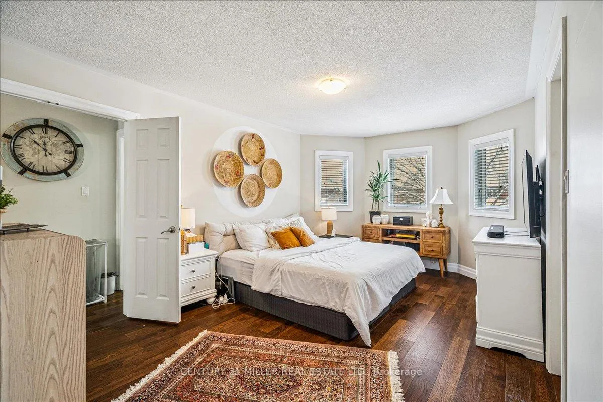 Photo 19 of 2382 Towne Boulevard, Oakville, River Oaks — HOMEH