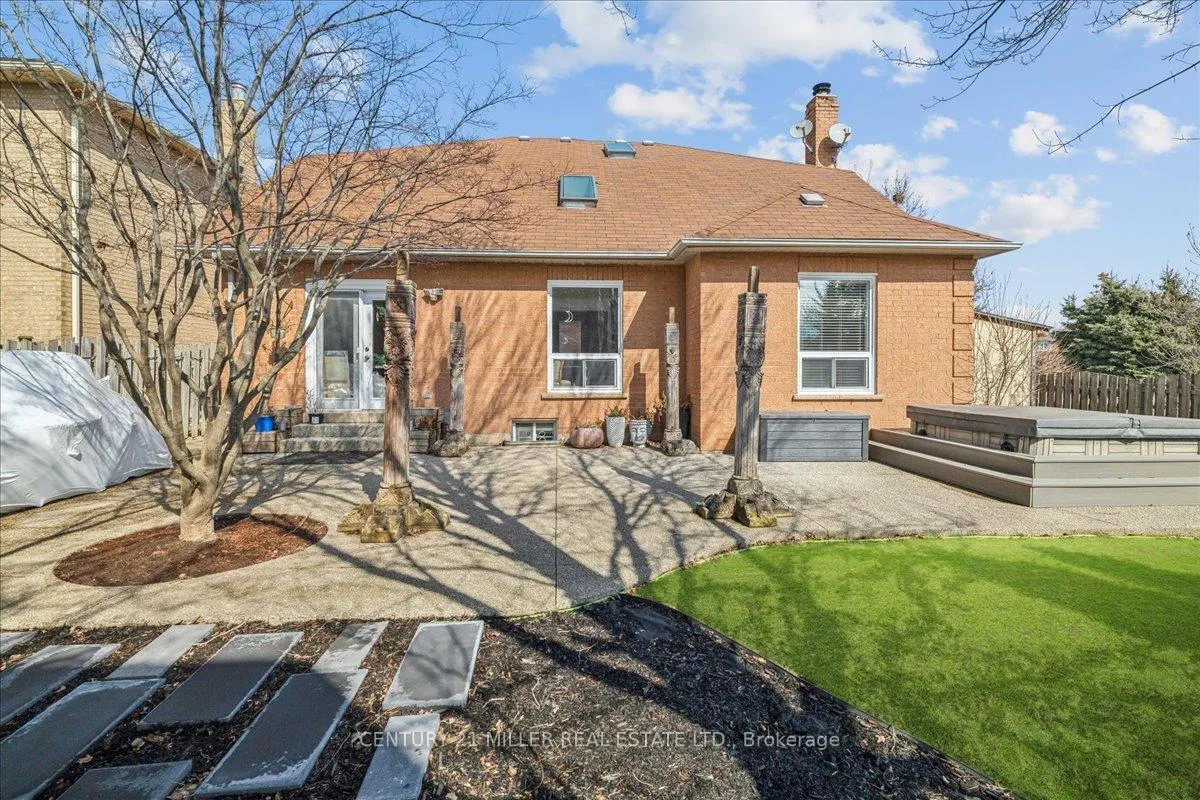 Photo 27 of 2382 Towne Boulevard, Oakville, River Oaks — HOMEH