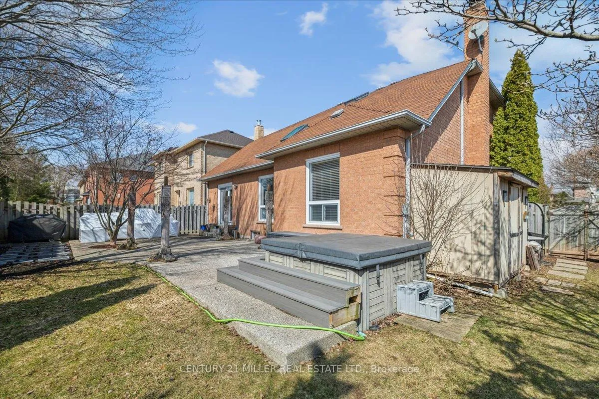Photo 29 of 2382 Towne Boulevard, Oakville, River Oaks — HOMEH
