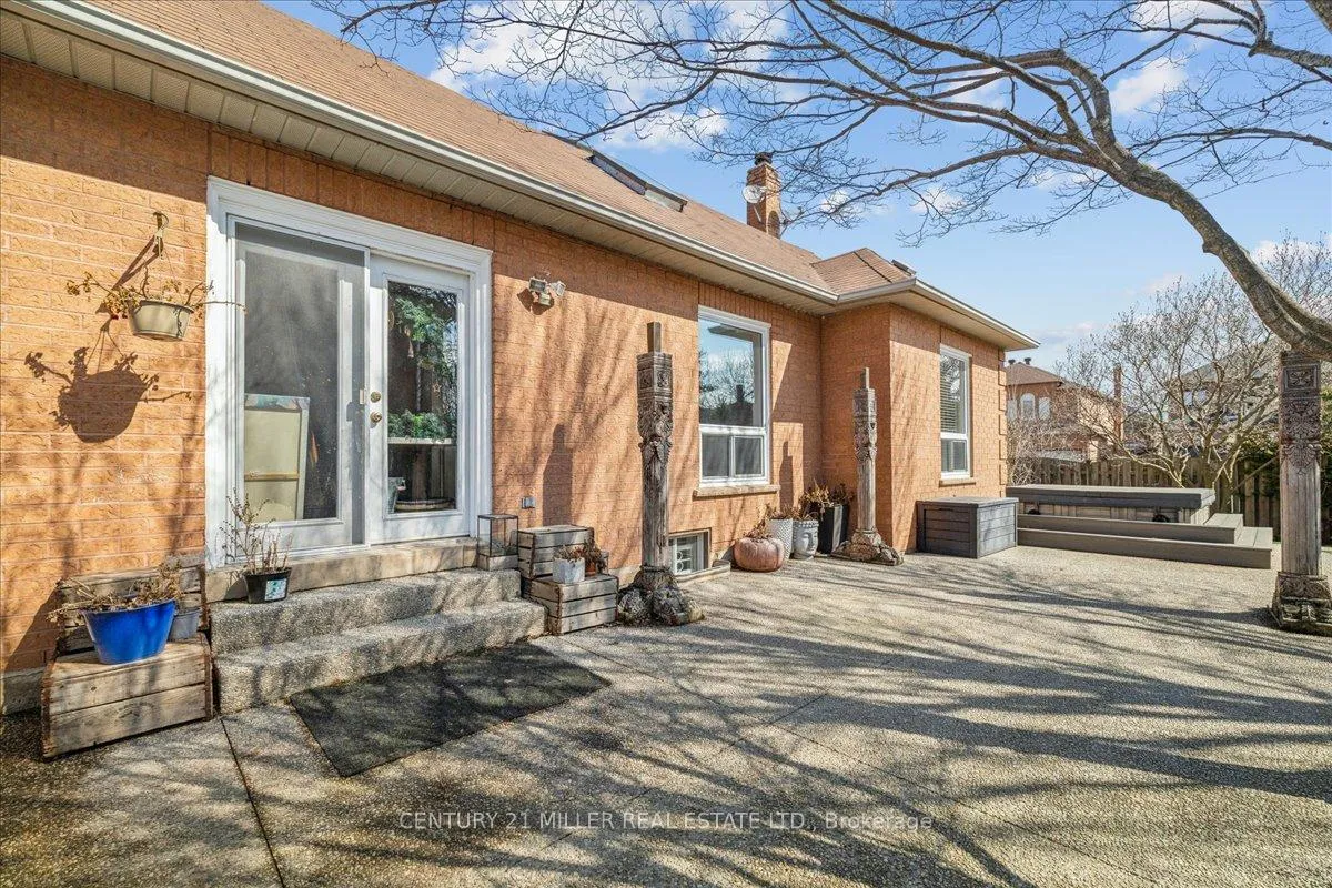 Photo 31 of 2382 Towne Boulevard, Oakville, River Oaks — HOMEH