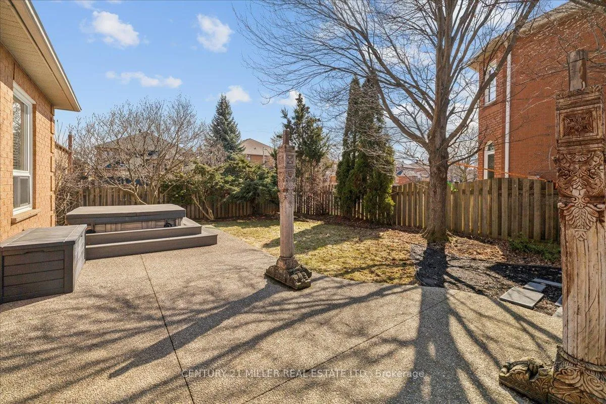 Photo 32 of 2382 Towne Boulevard, Oakville, River Oaks — HOMEH