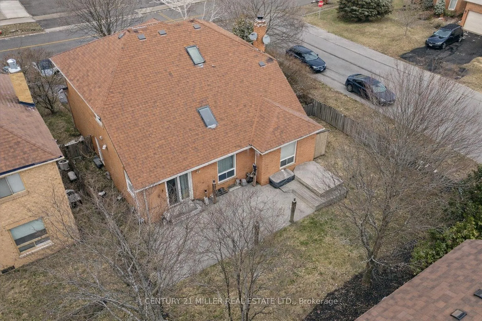 Photo 35 of 2382 Towne Boulevard, Oakville, River Oaks — HOMEH
