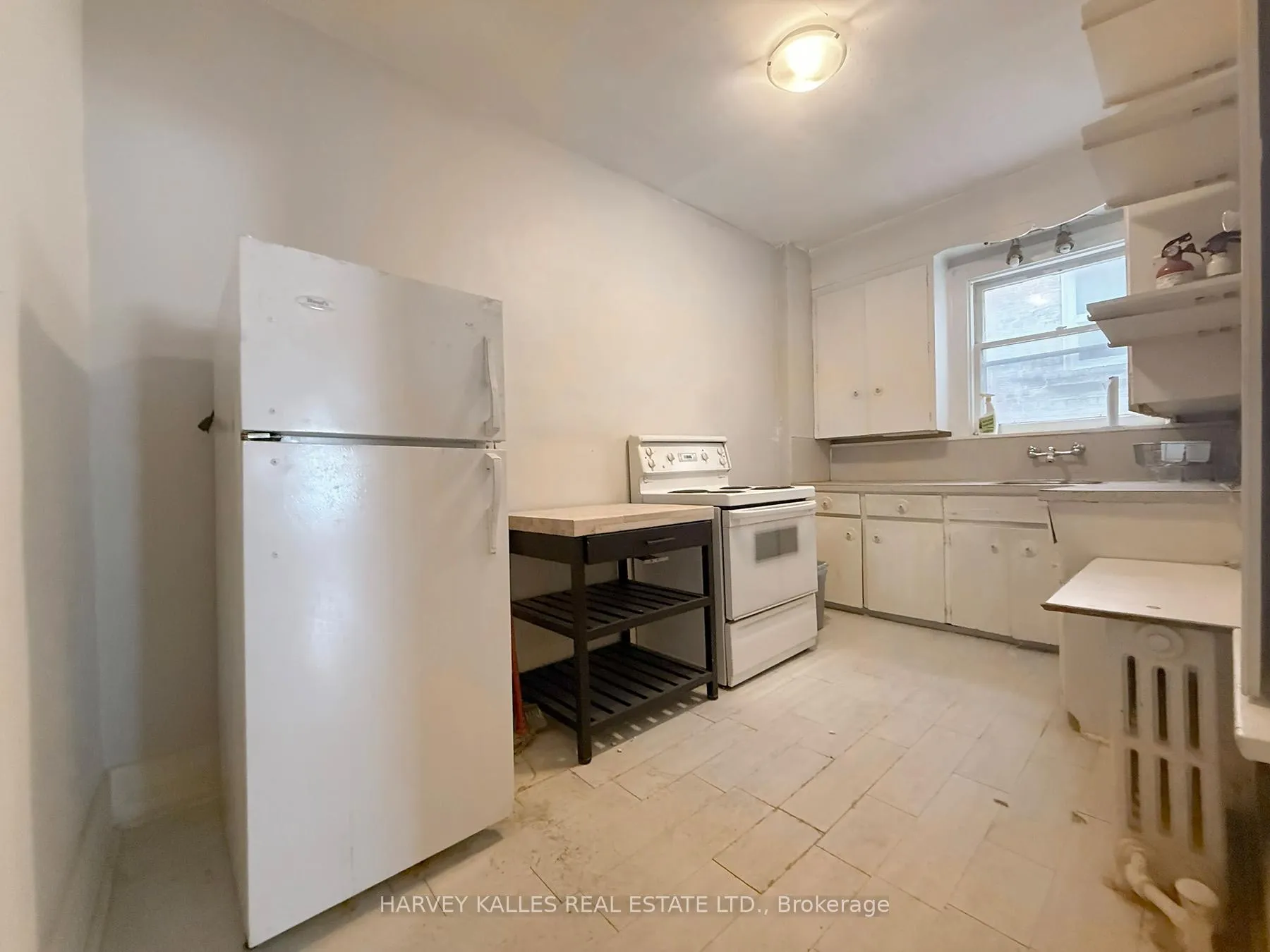 Photo 4 of 1131 Avenue Road, Toronto, Yonge-Eglinton — HOMEH
