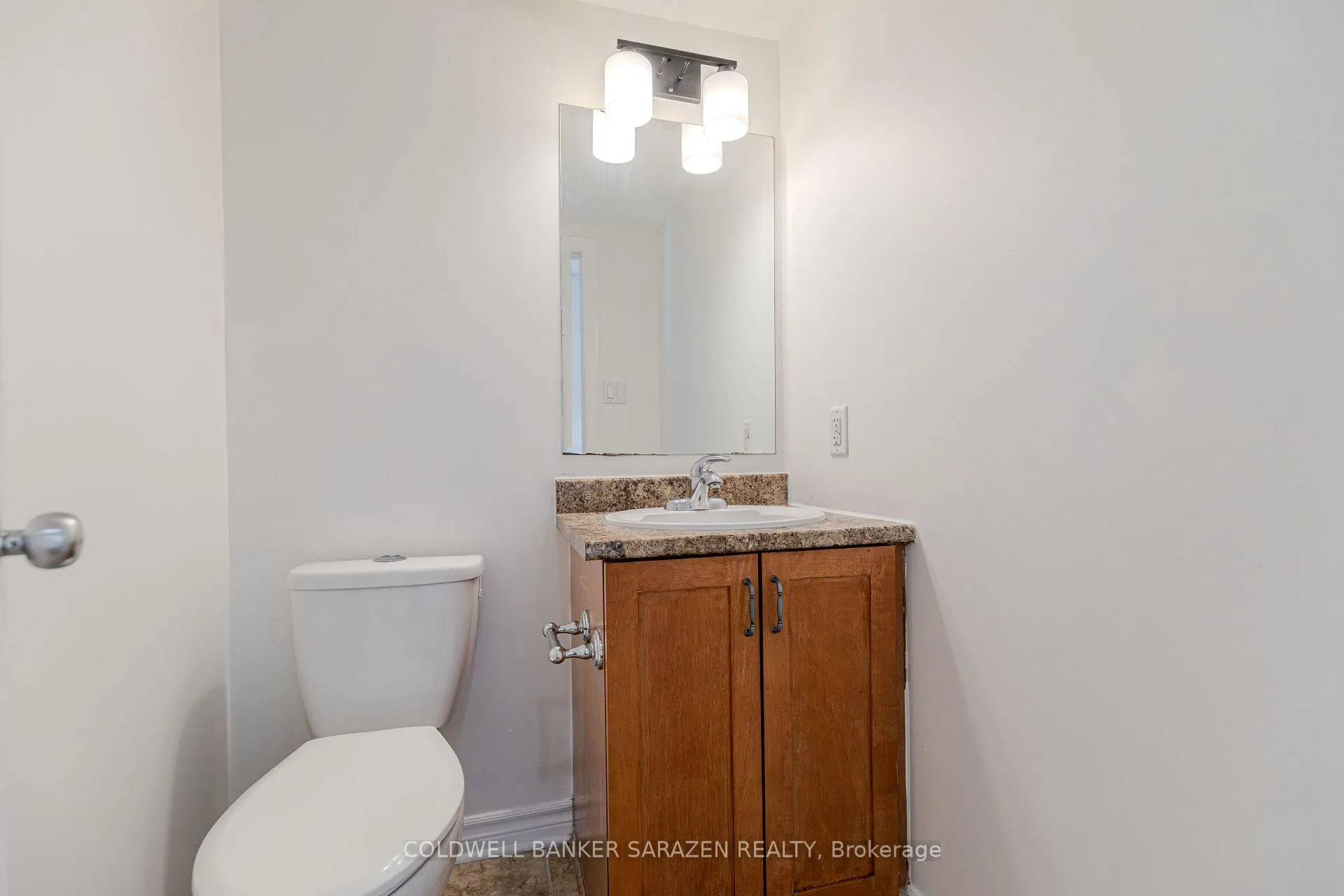 Photo 25 of 852 Taradale Drive, Ottawa, Barrhaven - Strandherd — HOMEH