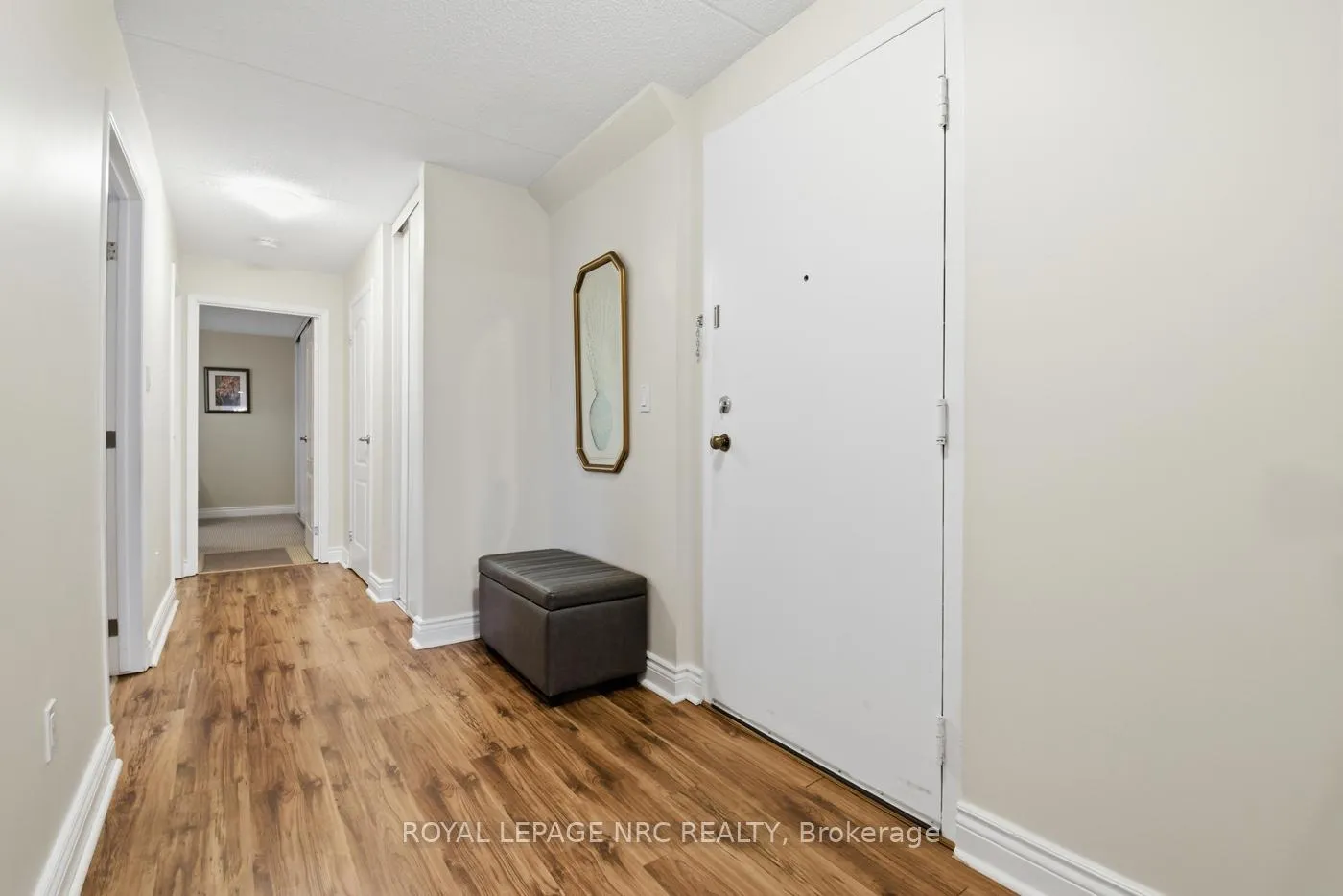 Photo 2 of Unit 217, 4658 Drummond Road, Niagara Falls, Cherrywood — HOMEH