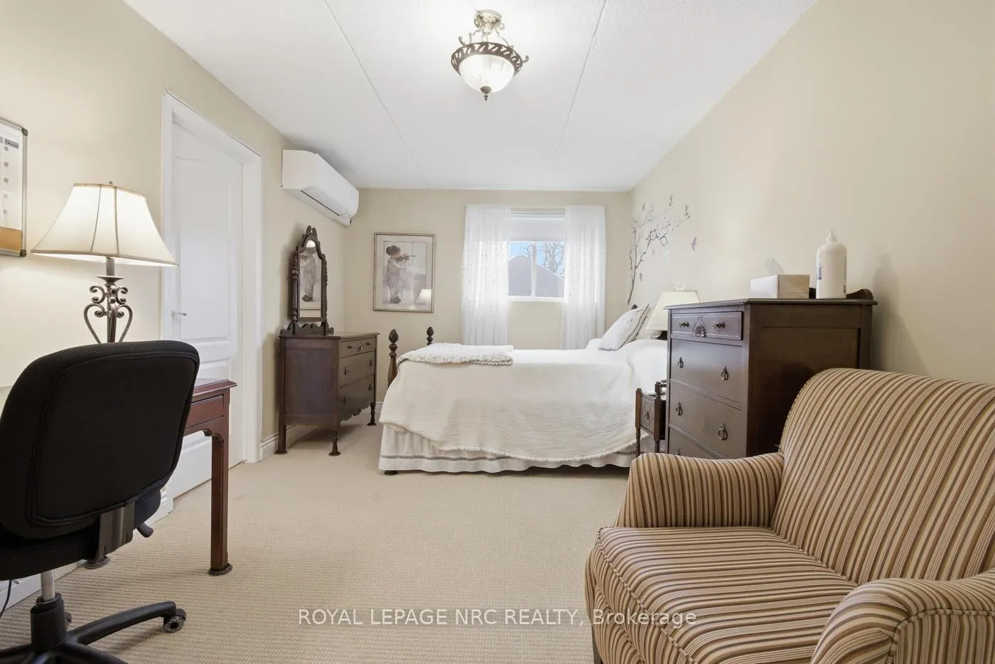 Photo 9 of Unit 217, 4658 Drummond Road, Niagara Falls, Cherrywood — HOMEH