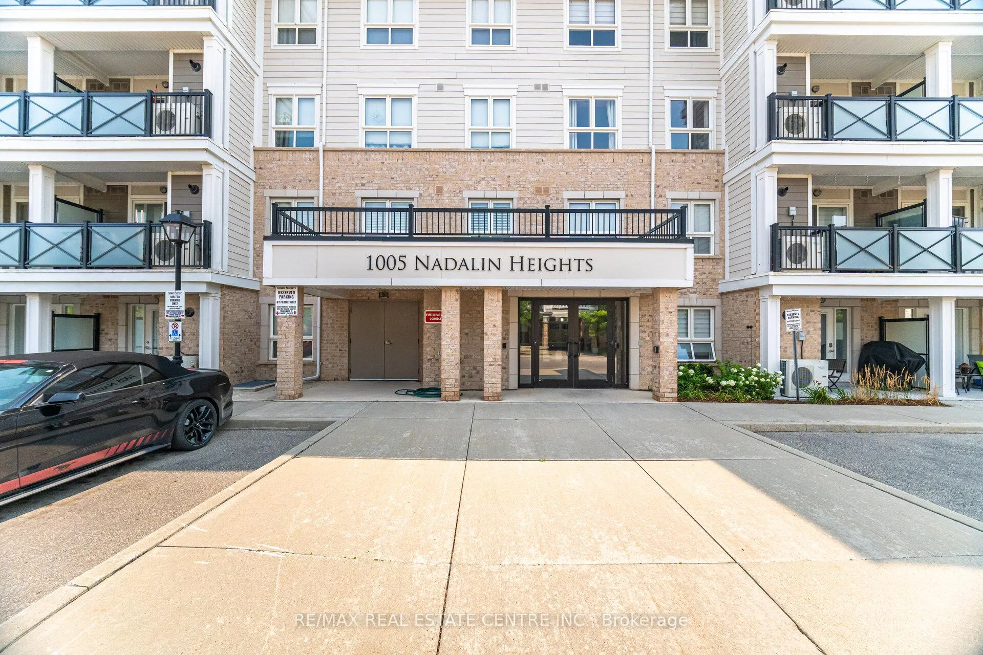 Photo 2 of Unit 203, 1005 Nadalin Heights, Milton, Willmott — HOMEH