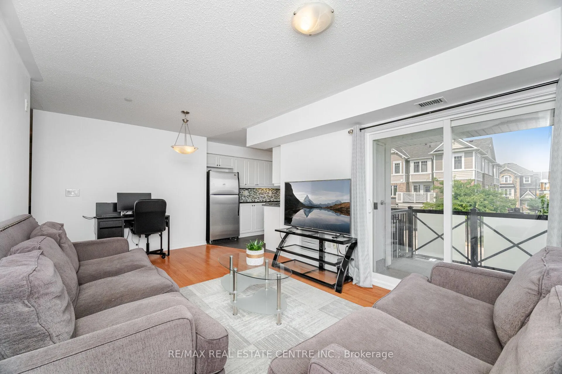 Photo 11 of Unit 203, 1005 Nadalin Heights, Milton, Willmott — HOMEH