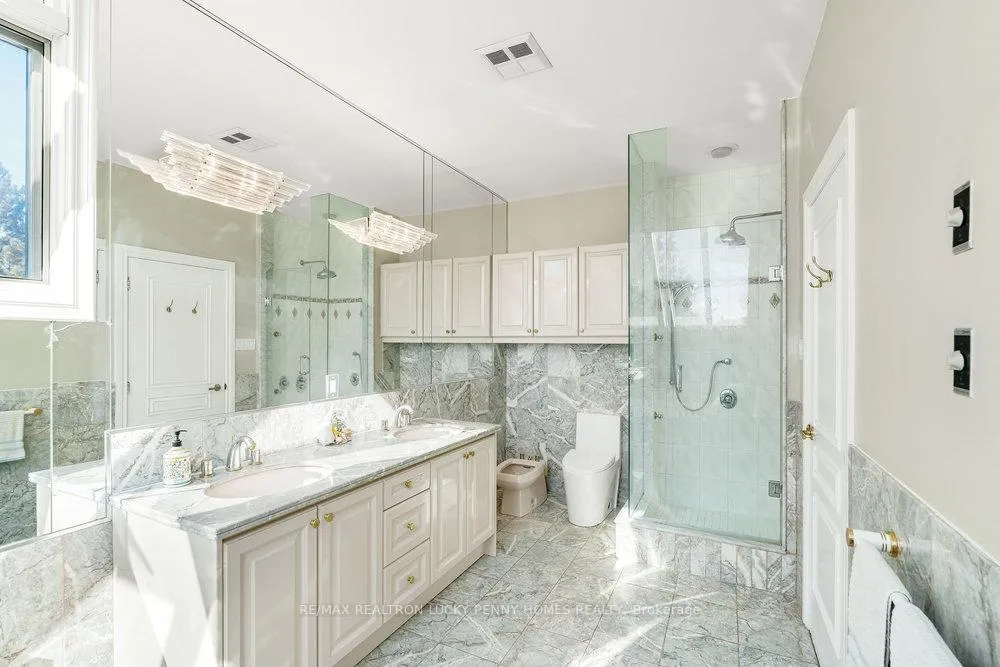 Photo 20 of 2 Jennings Gate, Markham, Victoria Manor-Jennings Gate — HOMEH