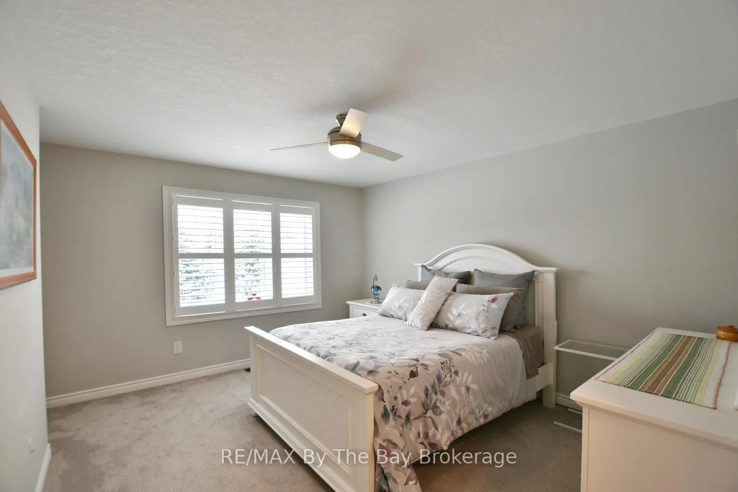 Photo 14 of 30 Ivy Crescent, Wasaga Beach — HOMEH